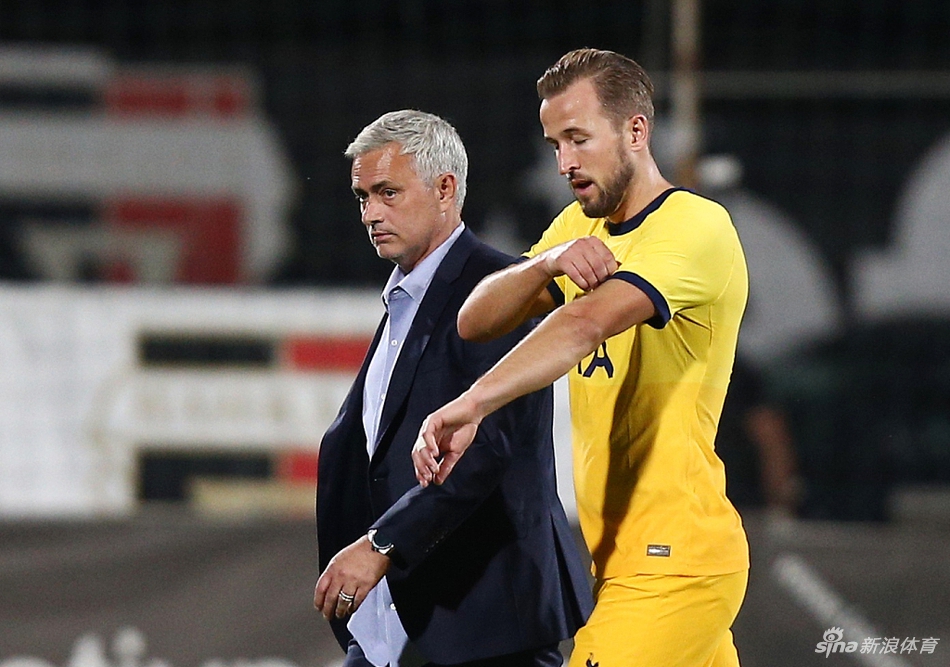 罗马绝杀进欧联杯-九游官网电脑版