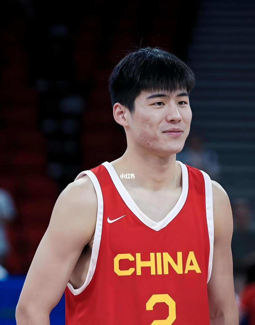 包含里程碑夜！广东宏远内部沟通，欧篮联关键时刻刷纪录，赛场秩序良好，赛季目标并未改变的词条-9游模拟器