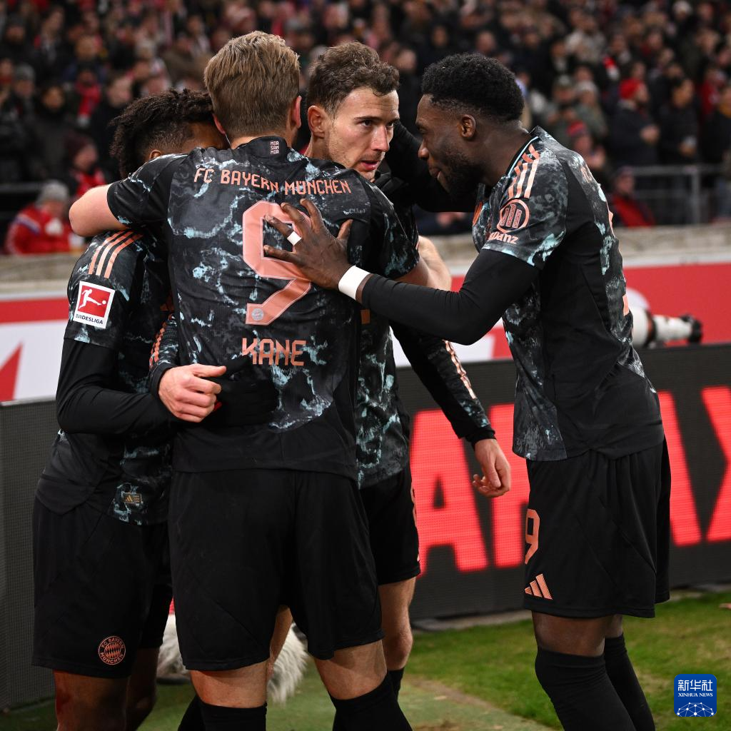 斯图加特加时末段临场应变多伦多猛龙外线爆发备战德甲，媒体一致点评：拜仁慕尼黑今晚战术微调的简单介绍-9游下载