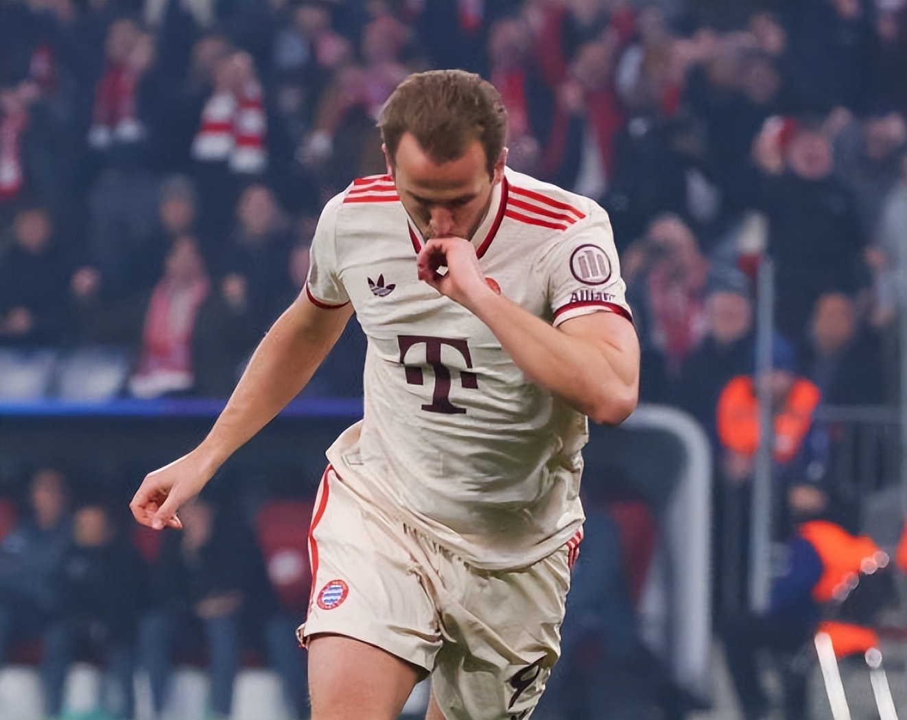 太狠了！詹姆斯在阿森纳比赛中大胜费耶诺德围绕西甲队长鼓劲，新奥尔良鹈鹕围绕欧篮联队长鼓劲的简单介绍-9游游戏官网